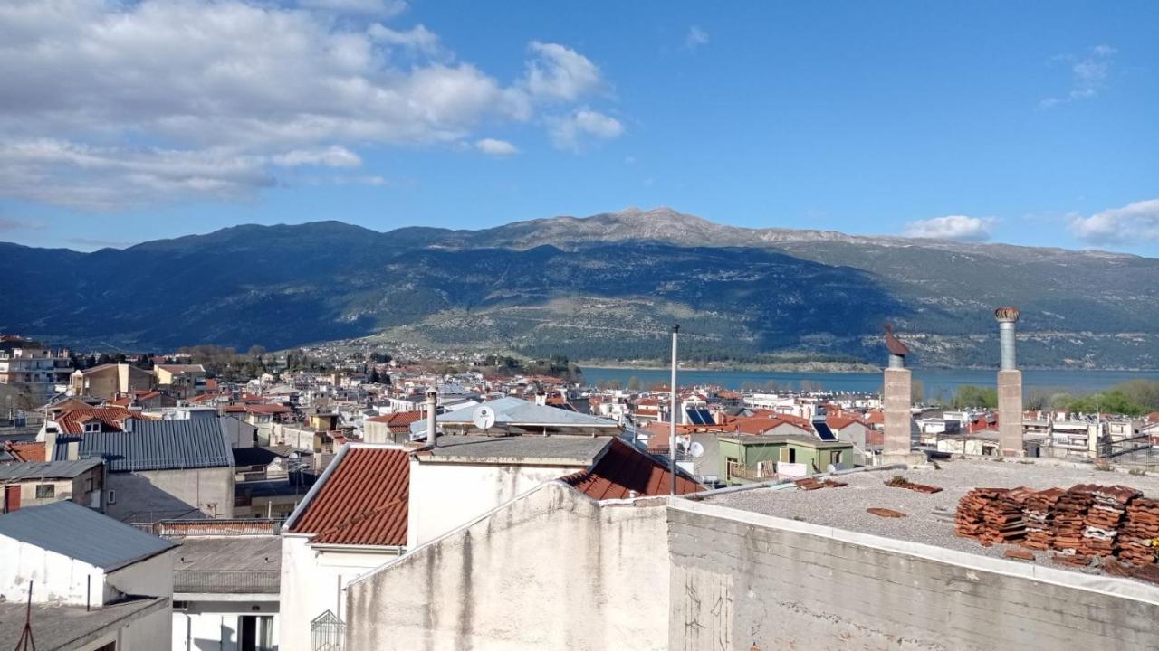 Διαμέρισμα Τριών Υπνοδωμάτιων. Янина Экстерьер фото